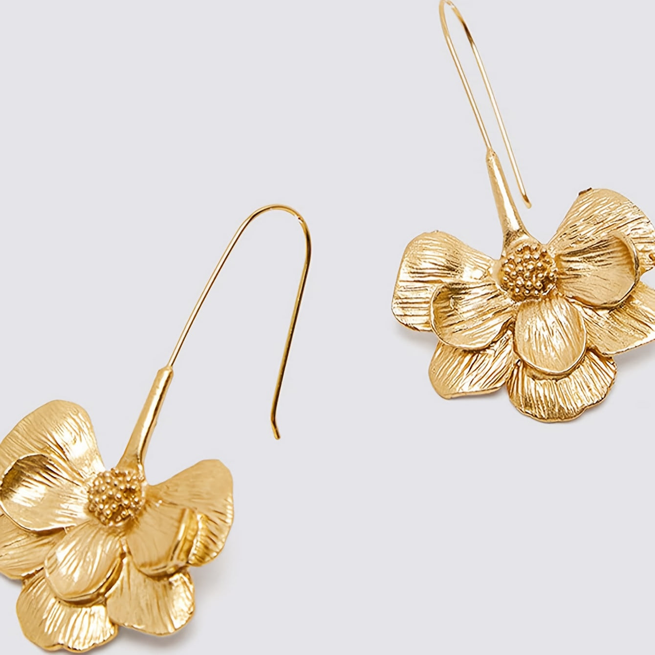 Muse Essentials - Vintage Floral Statement Dangle Earrings