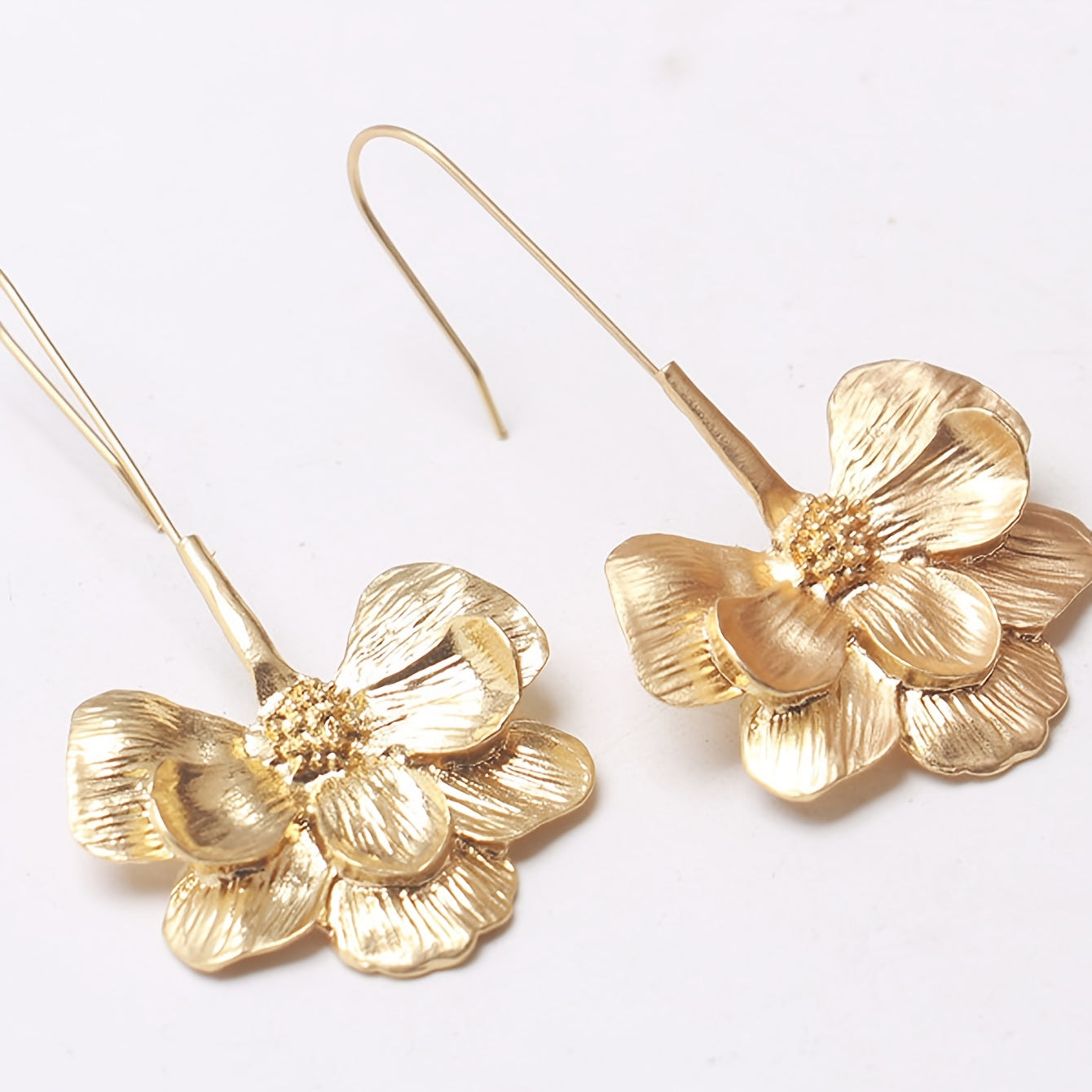 Muse Essentials - Vintage Floral Statement Dangle Earrings