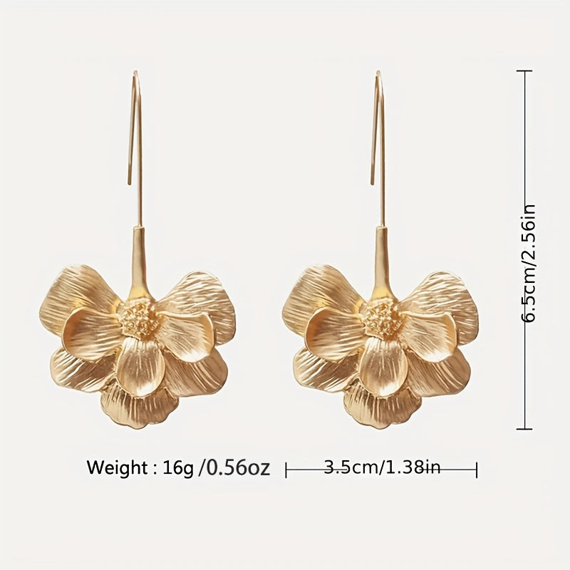 Muse Essentials - Vintage Floral Statement Dangle Earrings