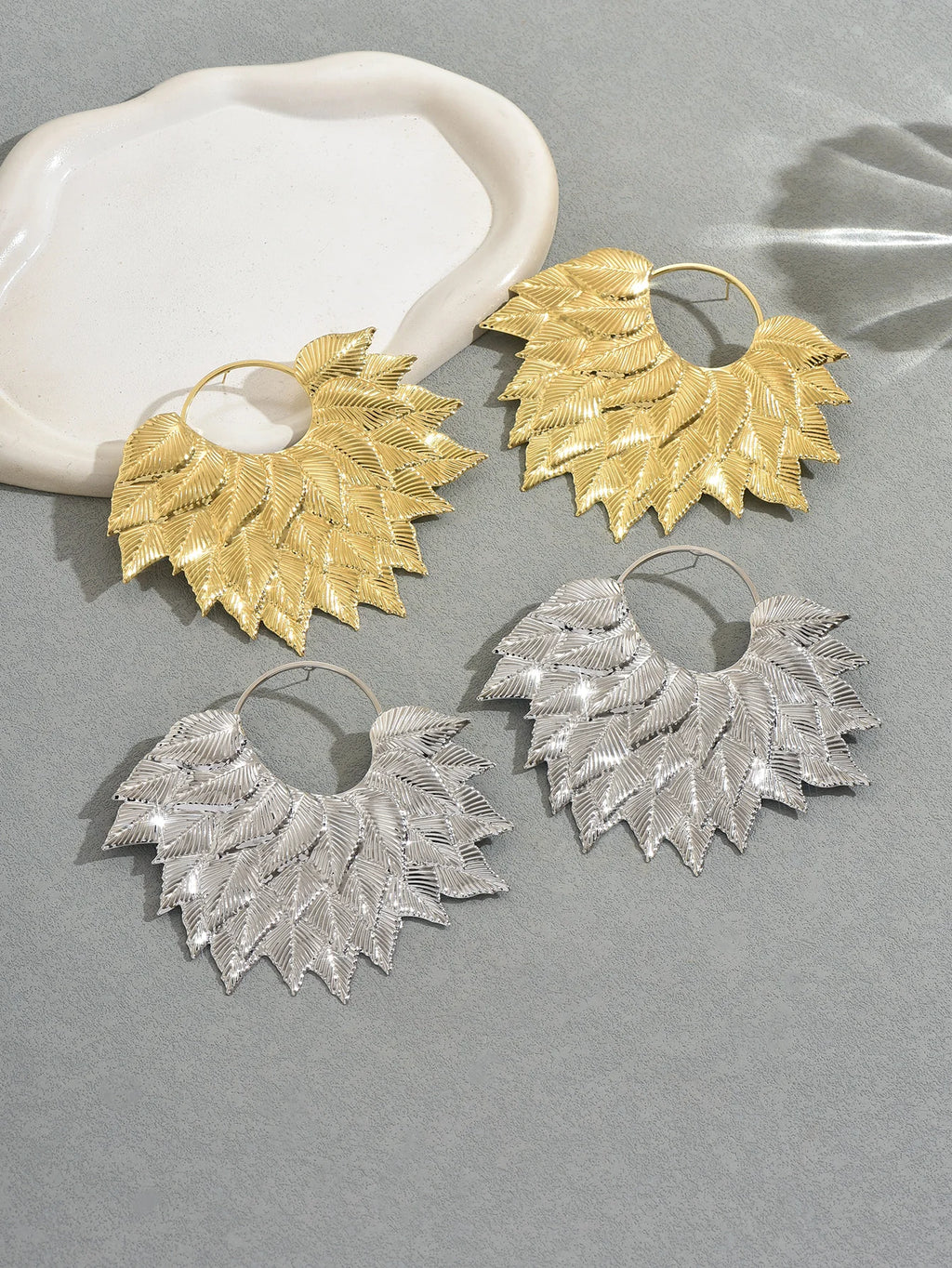 Muse Essentials - Statement Leaf Cluster Big Hoop Earrings Bold Bohemian Style Gold /Silver                     Color Leaf Earrings Women's Daily Bold Jewelry