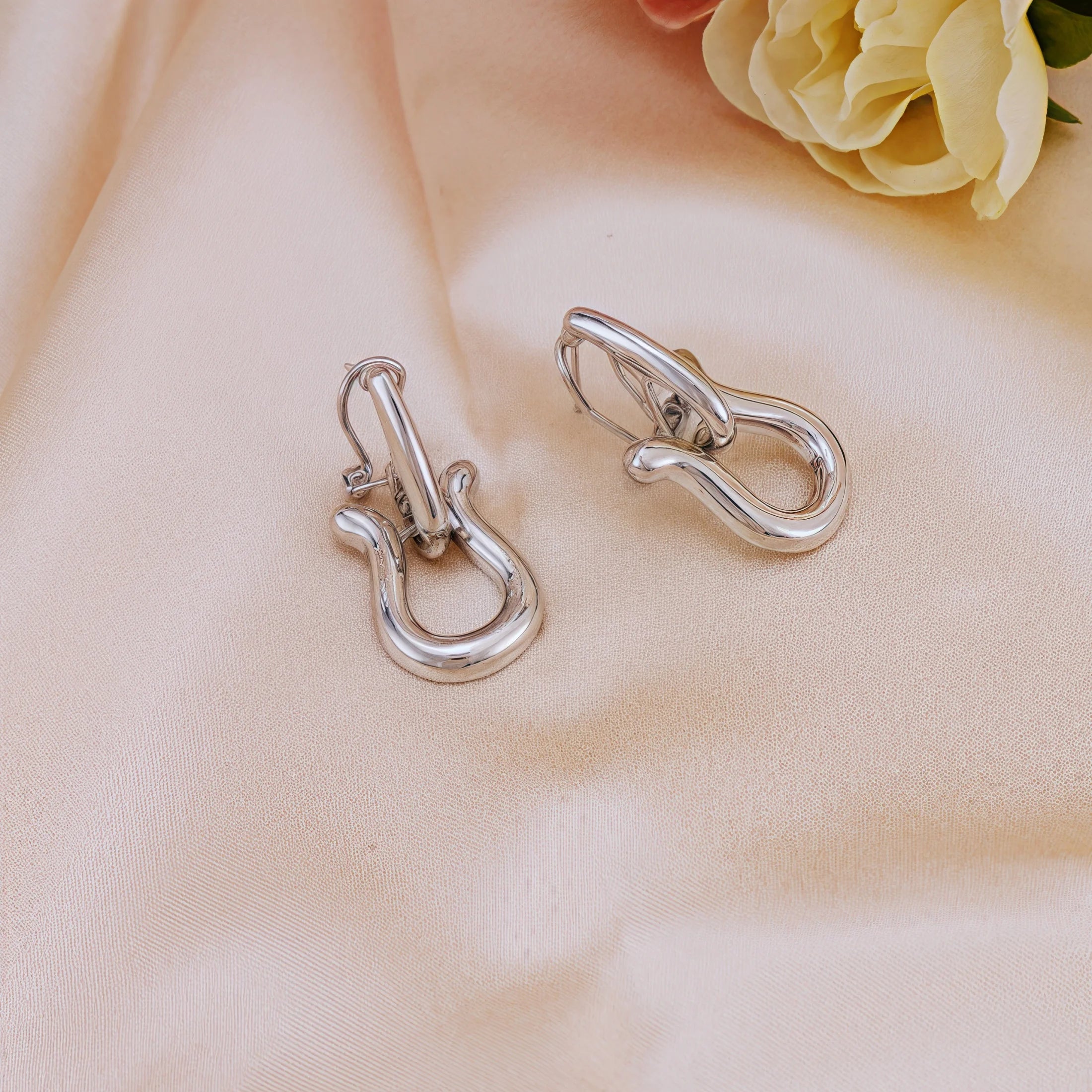 Muse Essentials Fashion Jewelry Sets For Women Gold Color Choker Necklace Earring Set