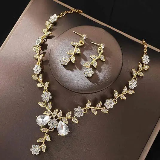 Muse Essentials Floral Vine Sparkling Rhinestones Elegant Flower Necklace and Earrings Set