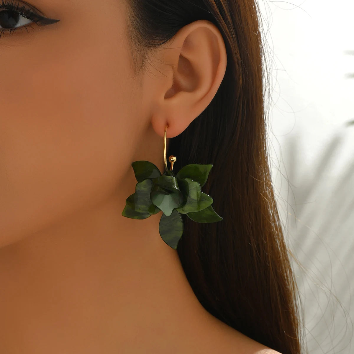 Muse Essentials - Big Lily Style Metal Acrylic Petal Earrings