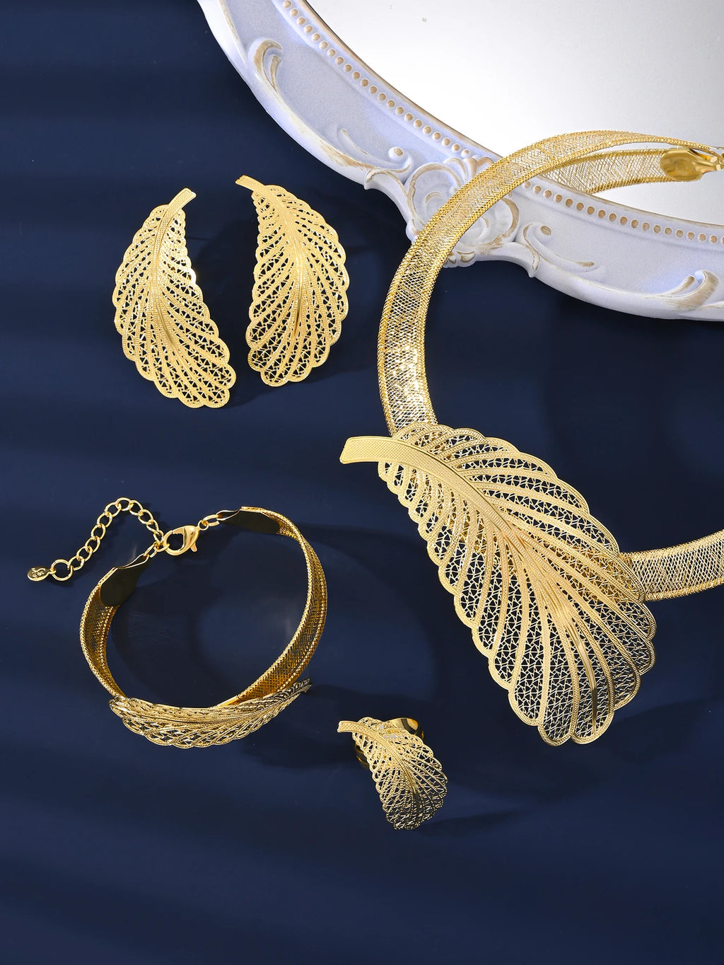 Muse Essentials 5pc Classy Leaf Set High Quality Luxury Jewelry Sets for Women